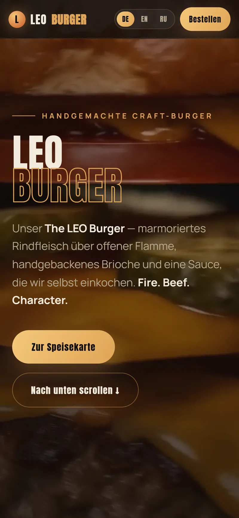 Leo Burger auf dem Handy